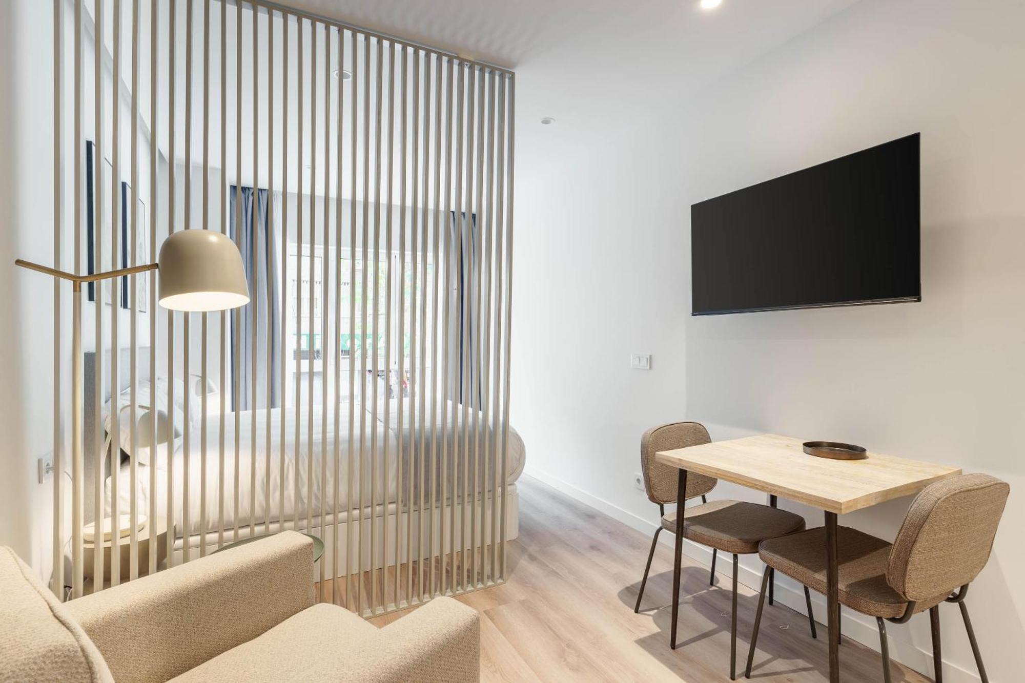 Limehome Madrid Calle De Juan Hurtado De Mendoza מראה חיצוני תמונה